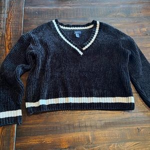 Forever 21 chenille like varsity black sweater medium